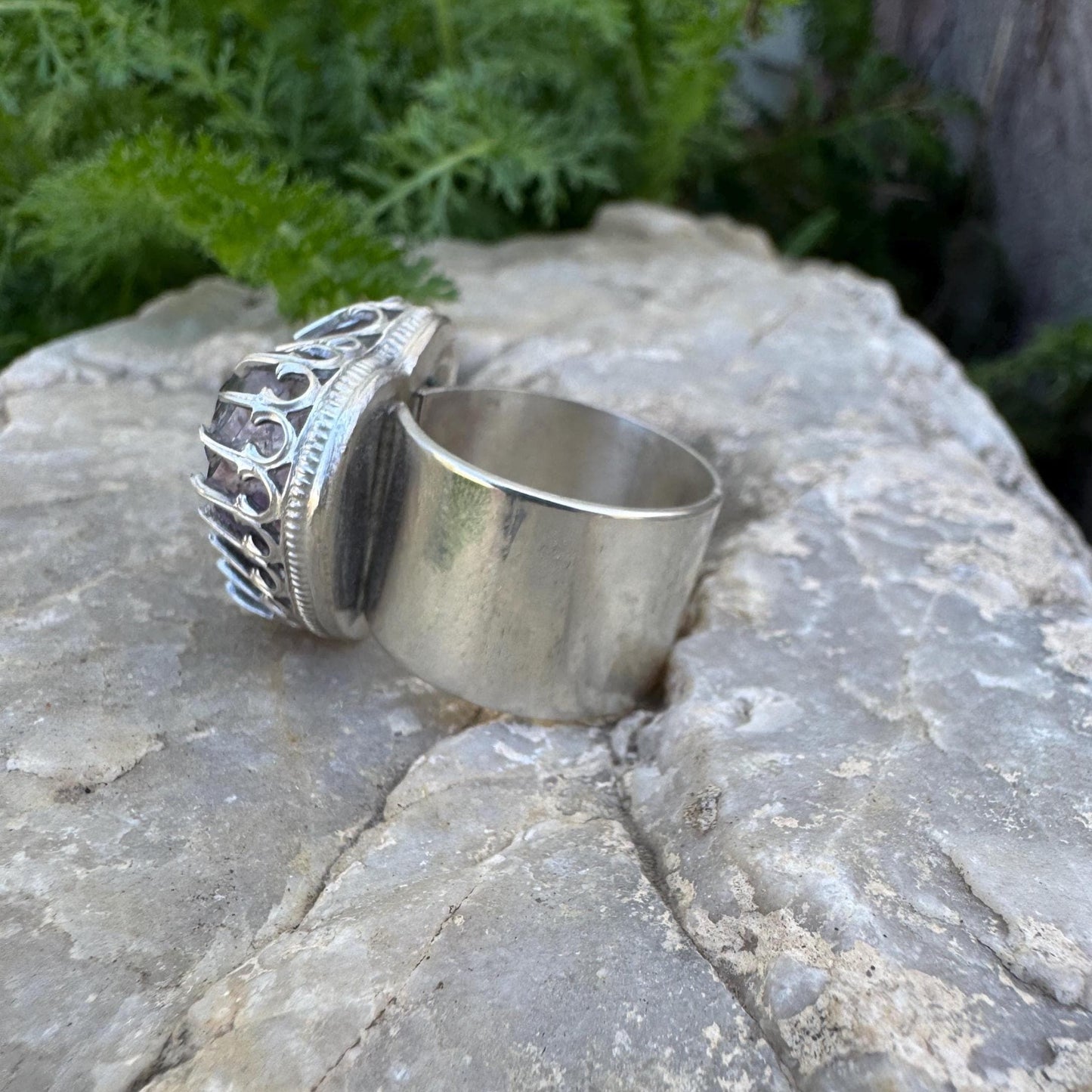 heart shaped amethyst sterling silver ring (size 8)